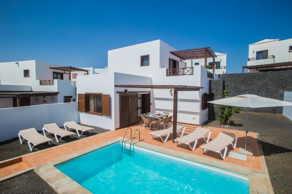 Villa Partidor Playa Blanca  Exterior photo