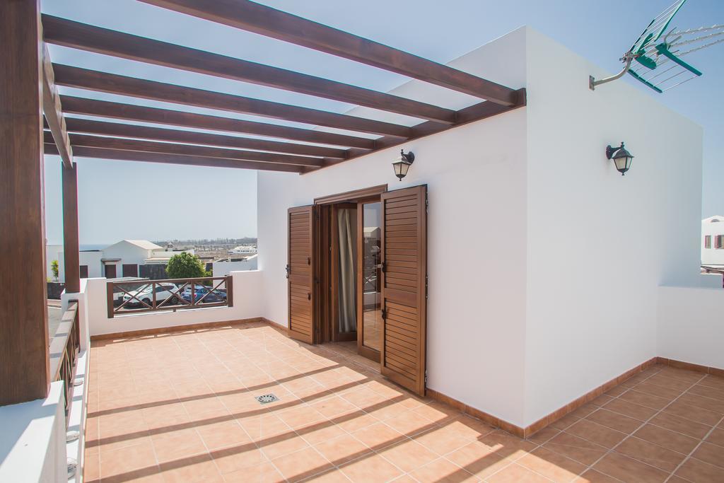 Villa Partidor Playa Blanca  Exterior photo